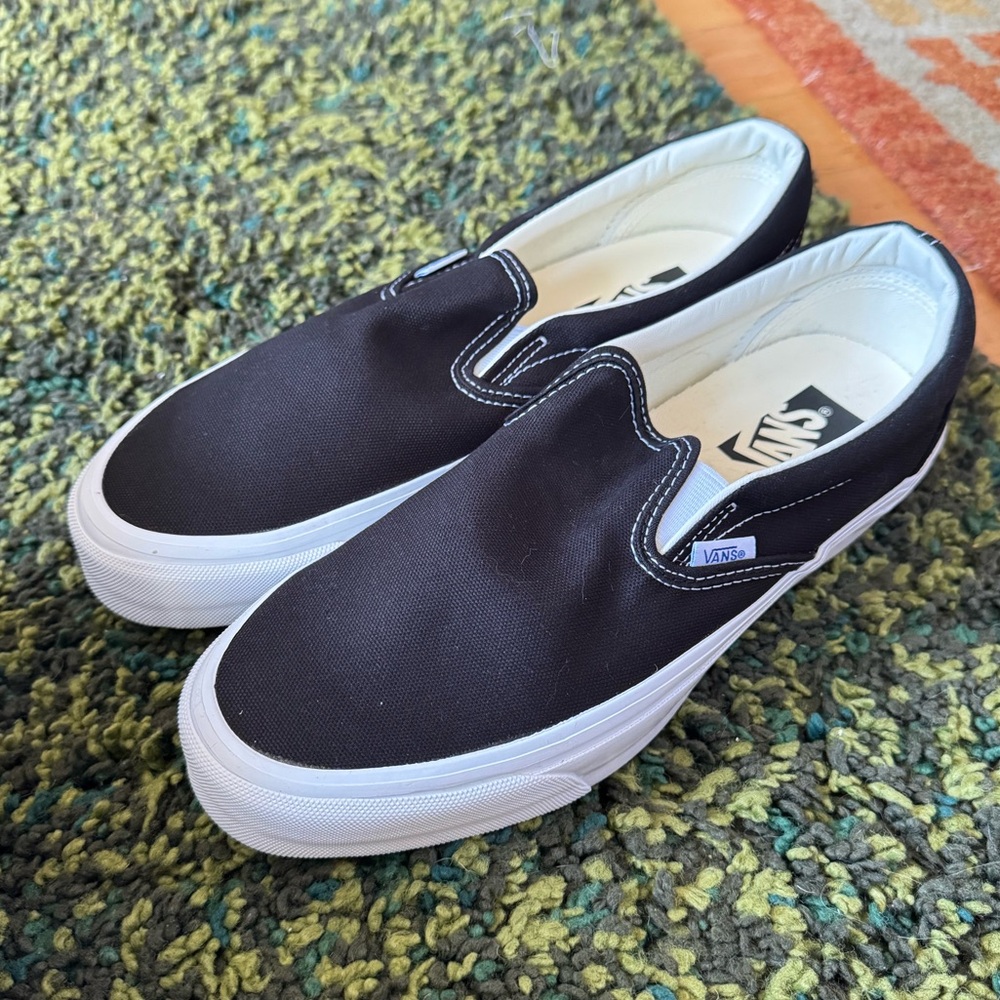 Black Vans Slipons - Brand New in Box